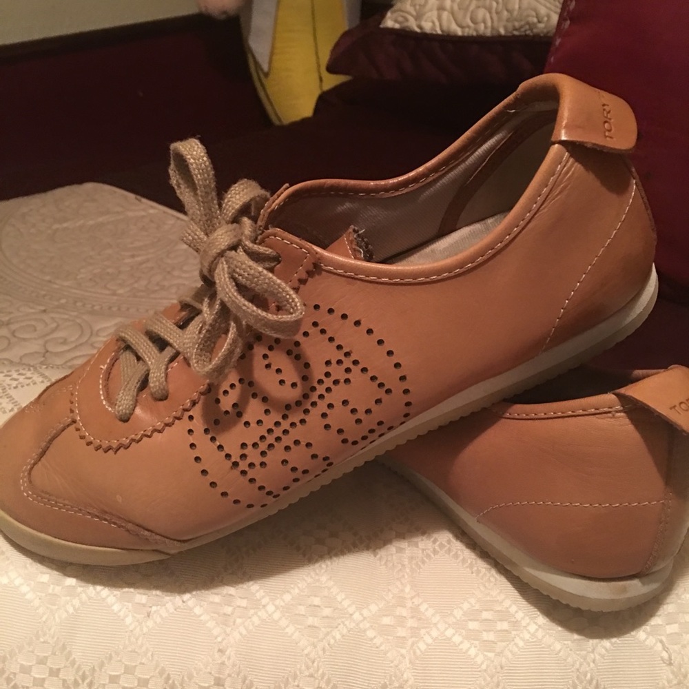 💯 authentic soft glove leather Tory Burch shoes
